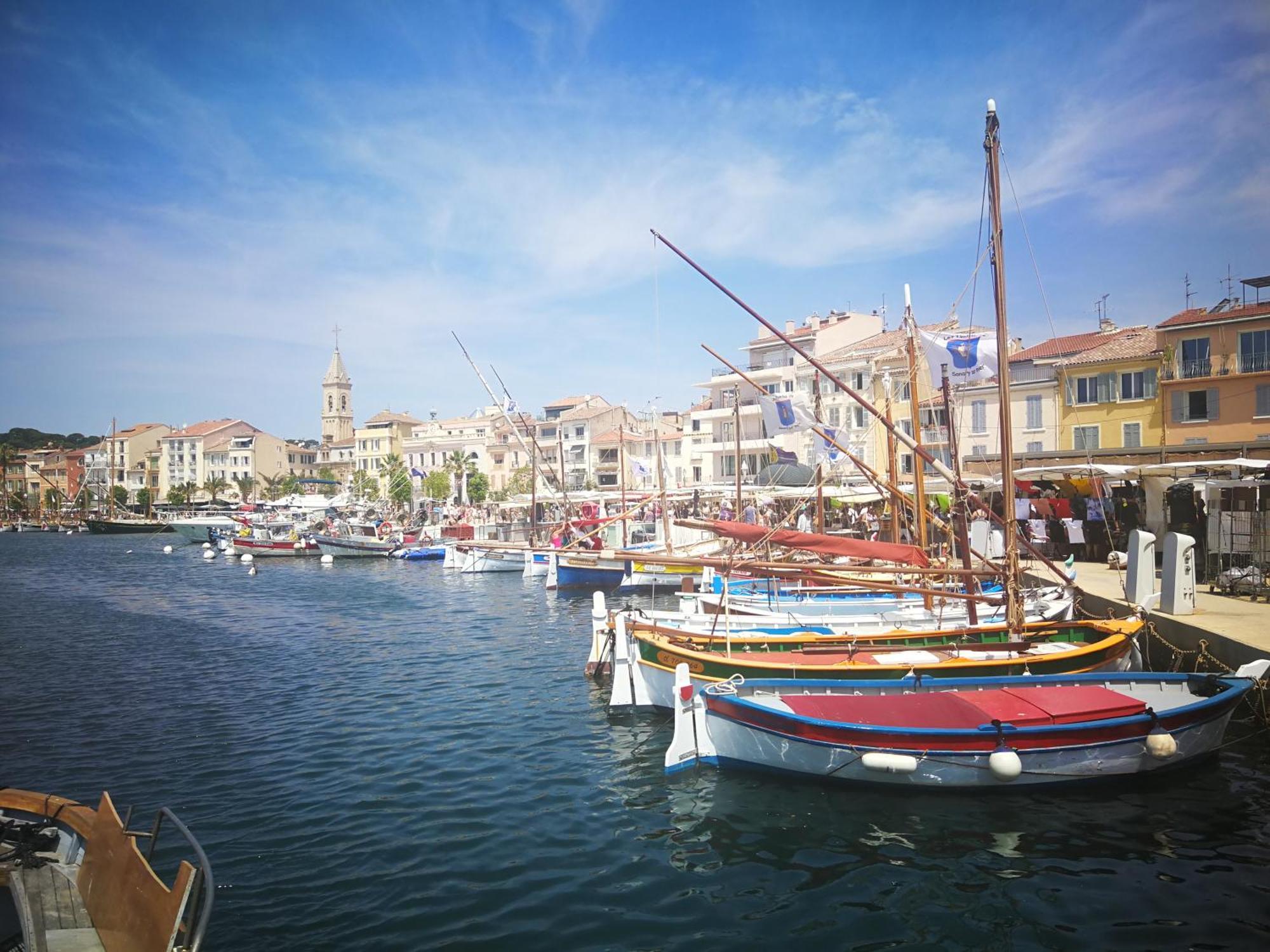 Sanary- La Vie Est Belle- Centre Ville 2 Minutes A Pied- Plage 5 Minutes Exterior photo